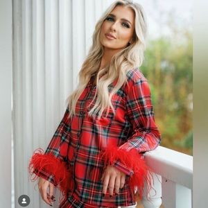 NWOT Bon Viviann Christmas Holiday Red Plaid Feather Pajama Top Only Siz…